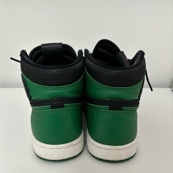 Jordan 1 “Pine Green 2.0” - Picture 3 of 4
